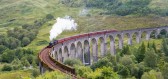 Železniční viadukt z Harryho Pottera skutečně existuje: Kam se za ním vydat?