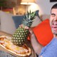 Ananas na pizze: Zrod kulinářské kontroverze z Kanady